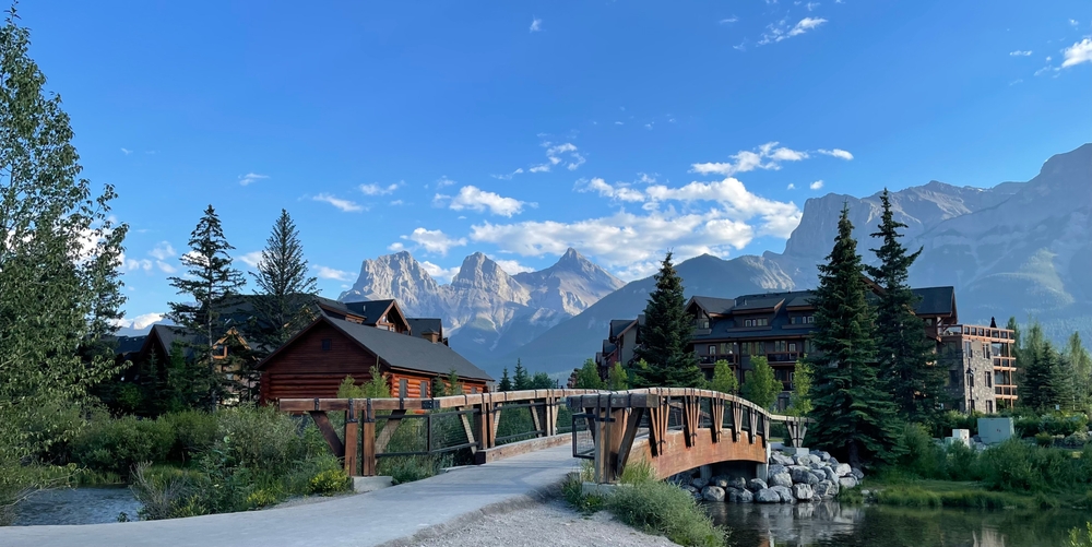 Canmore real estate market trends